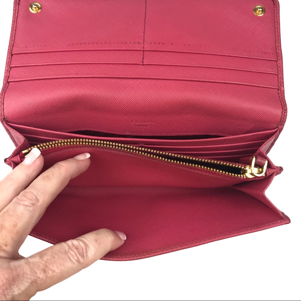 PRADA Wallet Fiocco Bow Peonia Pink Saffiano Lux Leather Gold Hardware - Picture 9 of 14